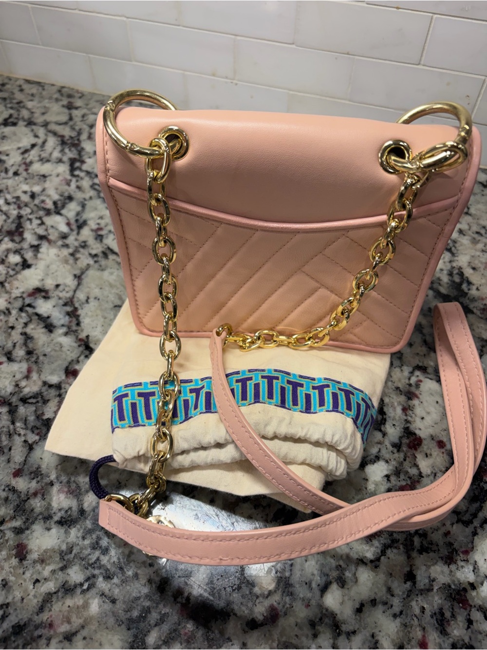 Tory Burch Blush Quilted Leather Chain Crossbody - w/ dust bag- NWOT - Picture 2 of 6